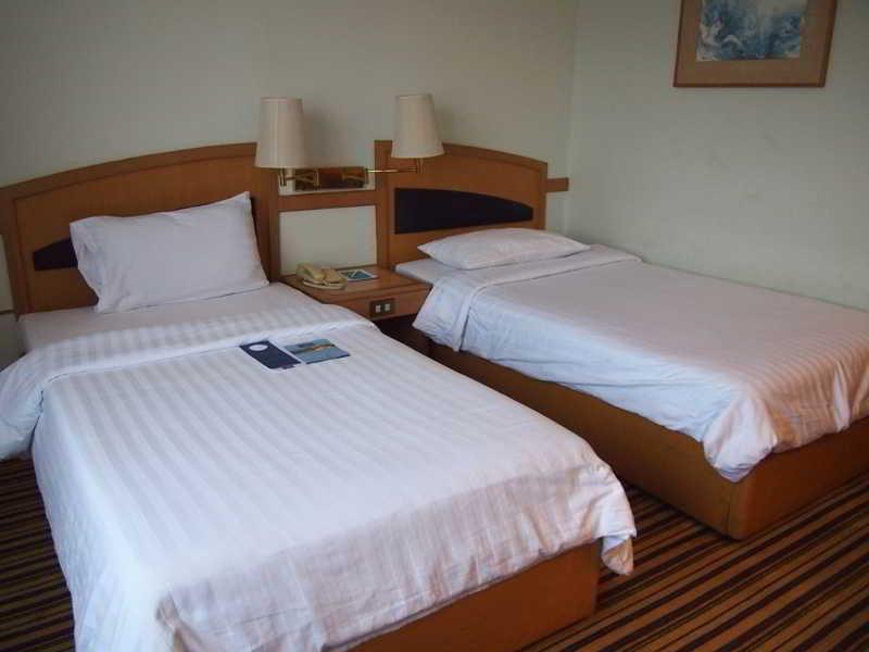 Chon Inter Hotel Chonburi Eksteriør billede