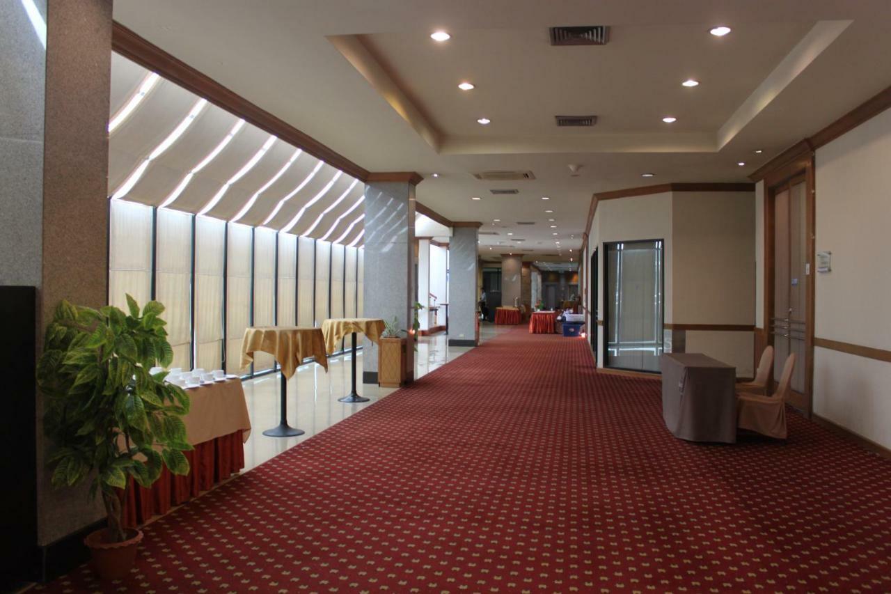 Chon Inter Hotel Chonburi Eksteriør billede